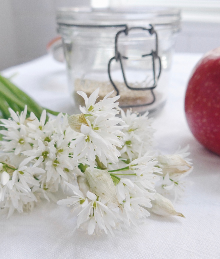 BBQ Sides: Quinoa, Apple and Wild Garlic Flower Salad on allthatshecraves.com